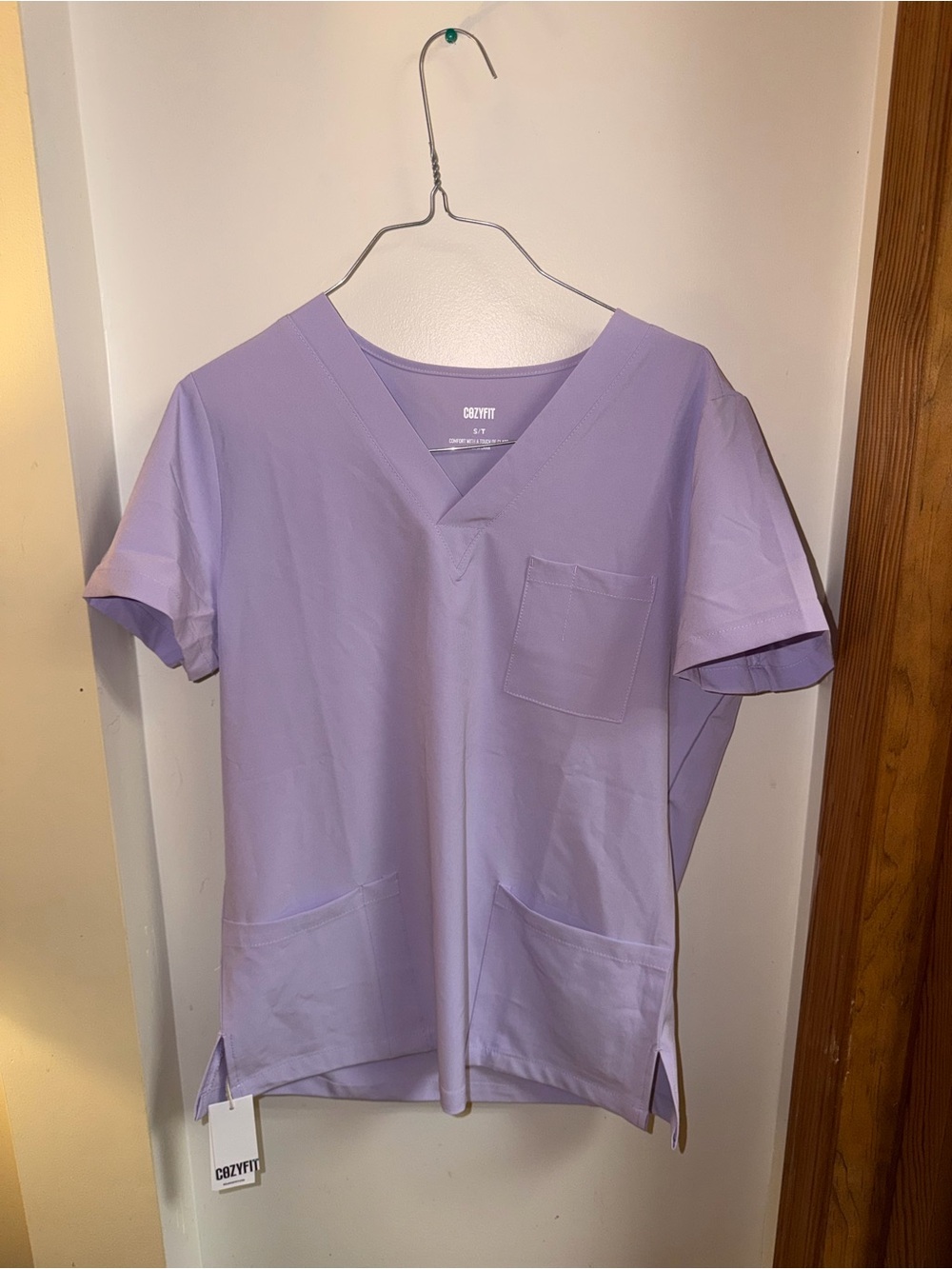 Men’s Lavender V-Neck Scrub Top